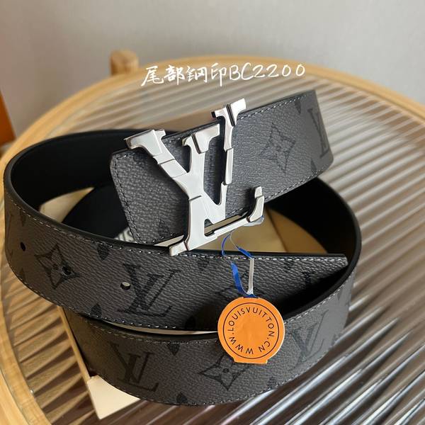 Louis Vuitton 40MM Belt LVB00364